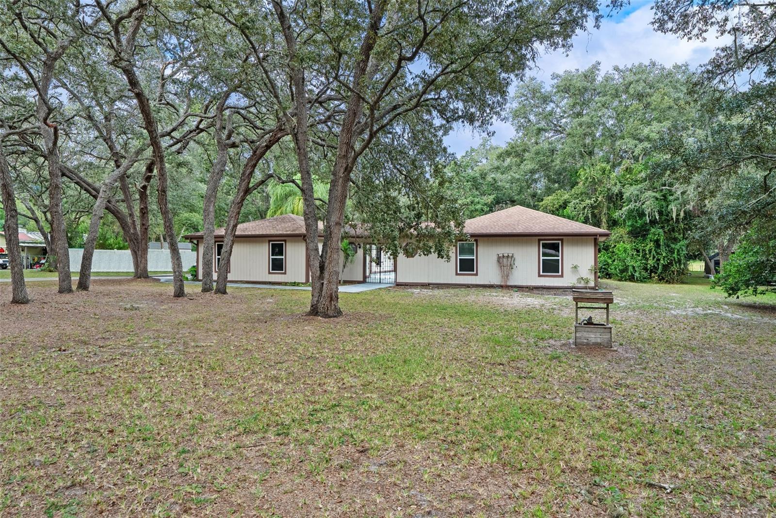 SUNCOAST HIGHLANDS - Residential Lease