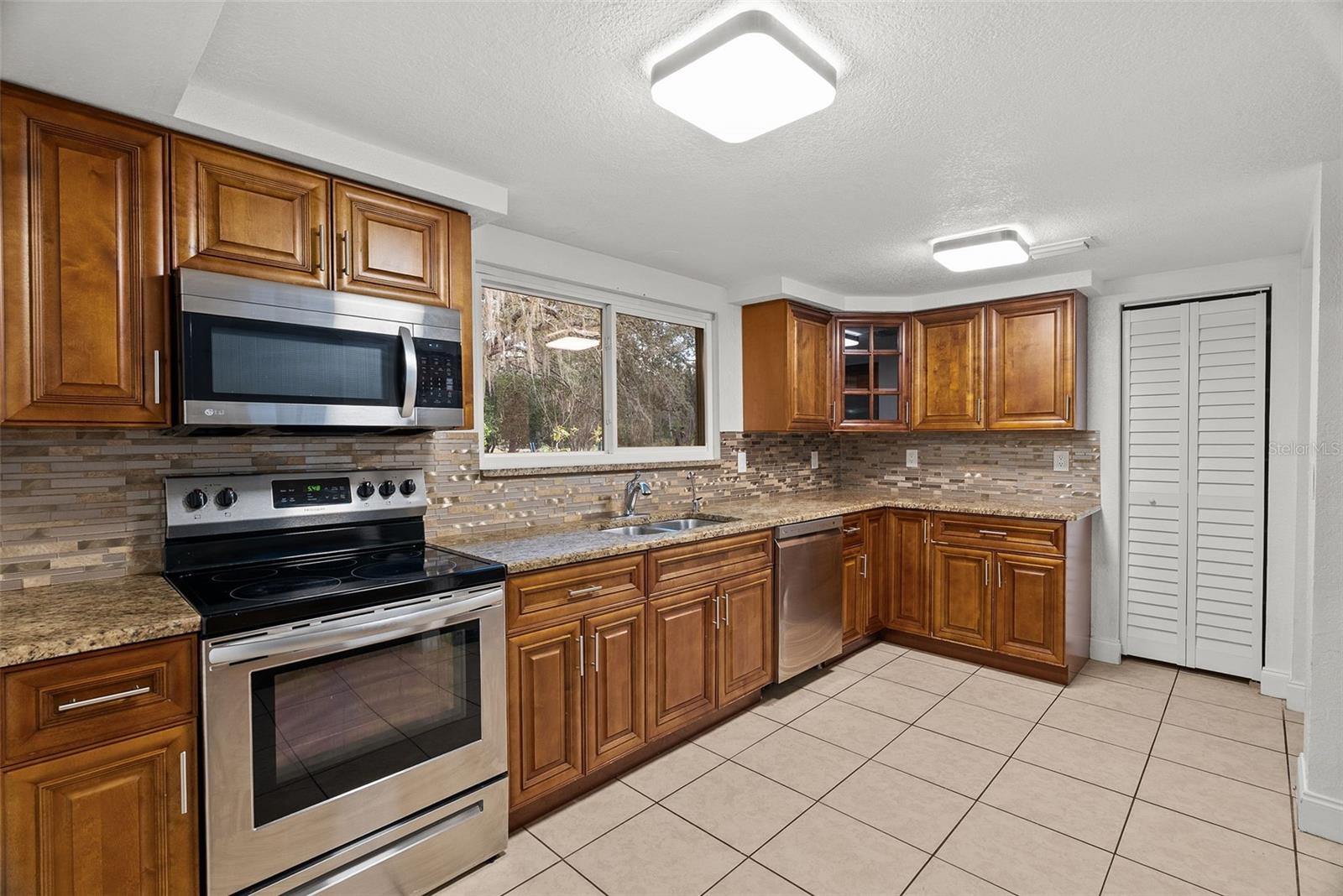 SUNCOAST HIGHLANDS - Residential Lease