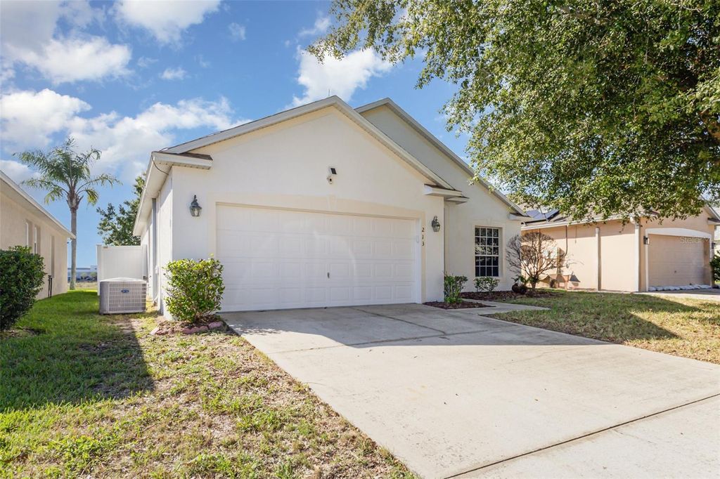 Photo of 213 Knollwood Drive, Davenport, FL 33837 (MLS # O6351235)