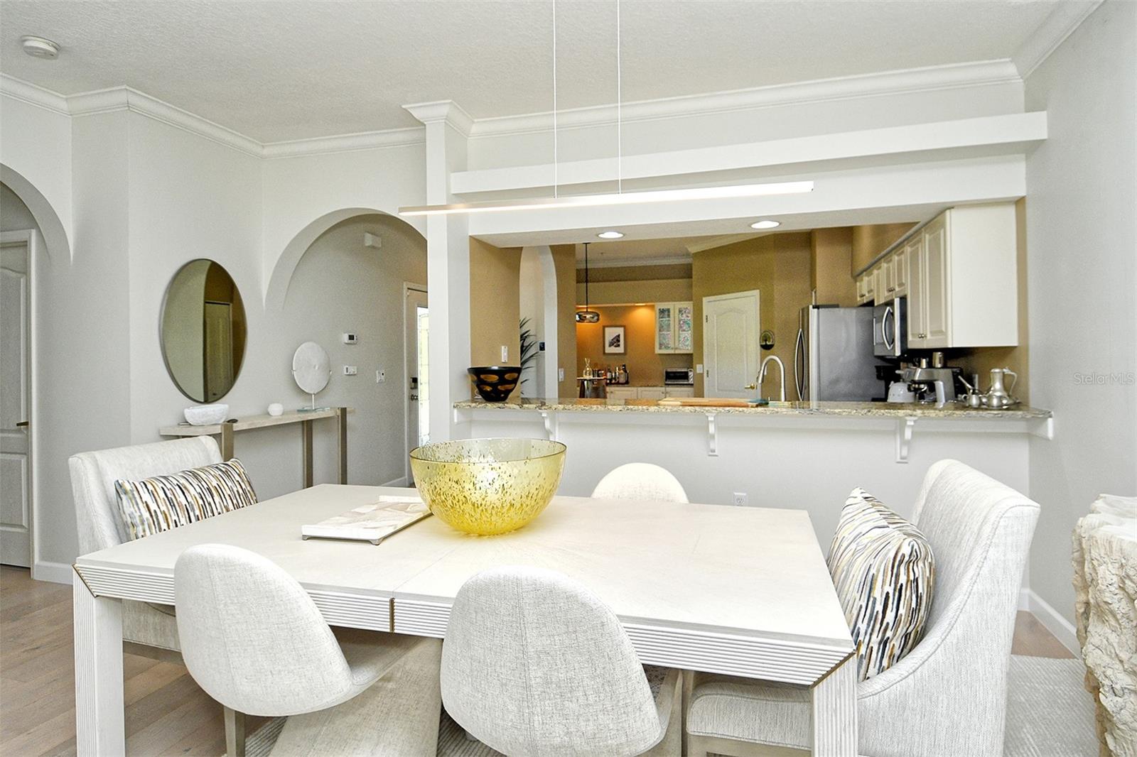 HERITAGE OAKS GOLF & COUNTRY CLUB - Residential