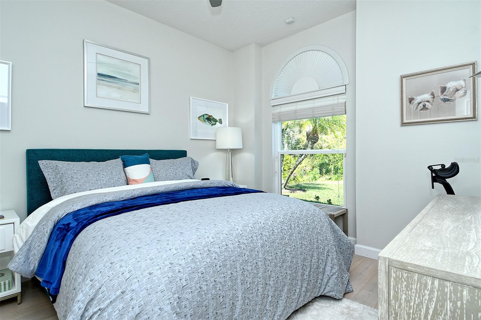 HERITAGE OAKS GOLF & COUNTRY CLUB - Residential