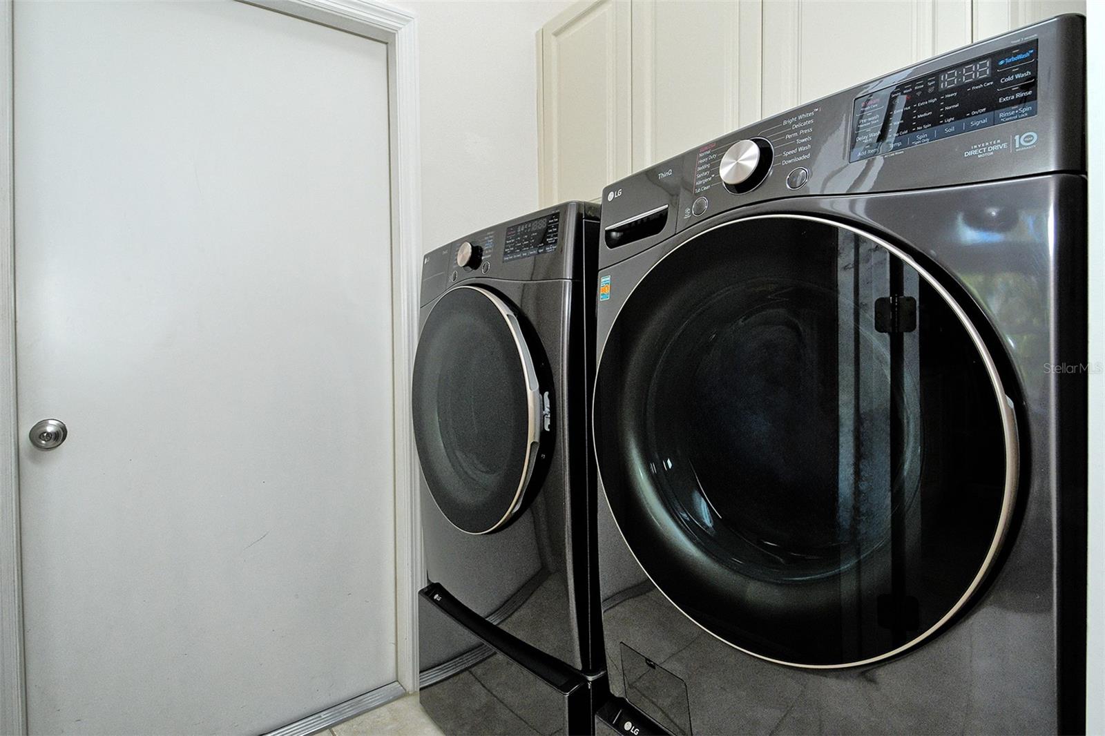 HERITAGE OAKS GOLF & COUNTRY CLUB - Residential