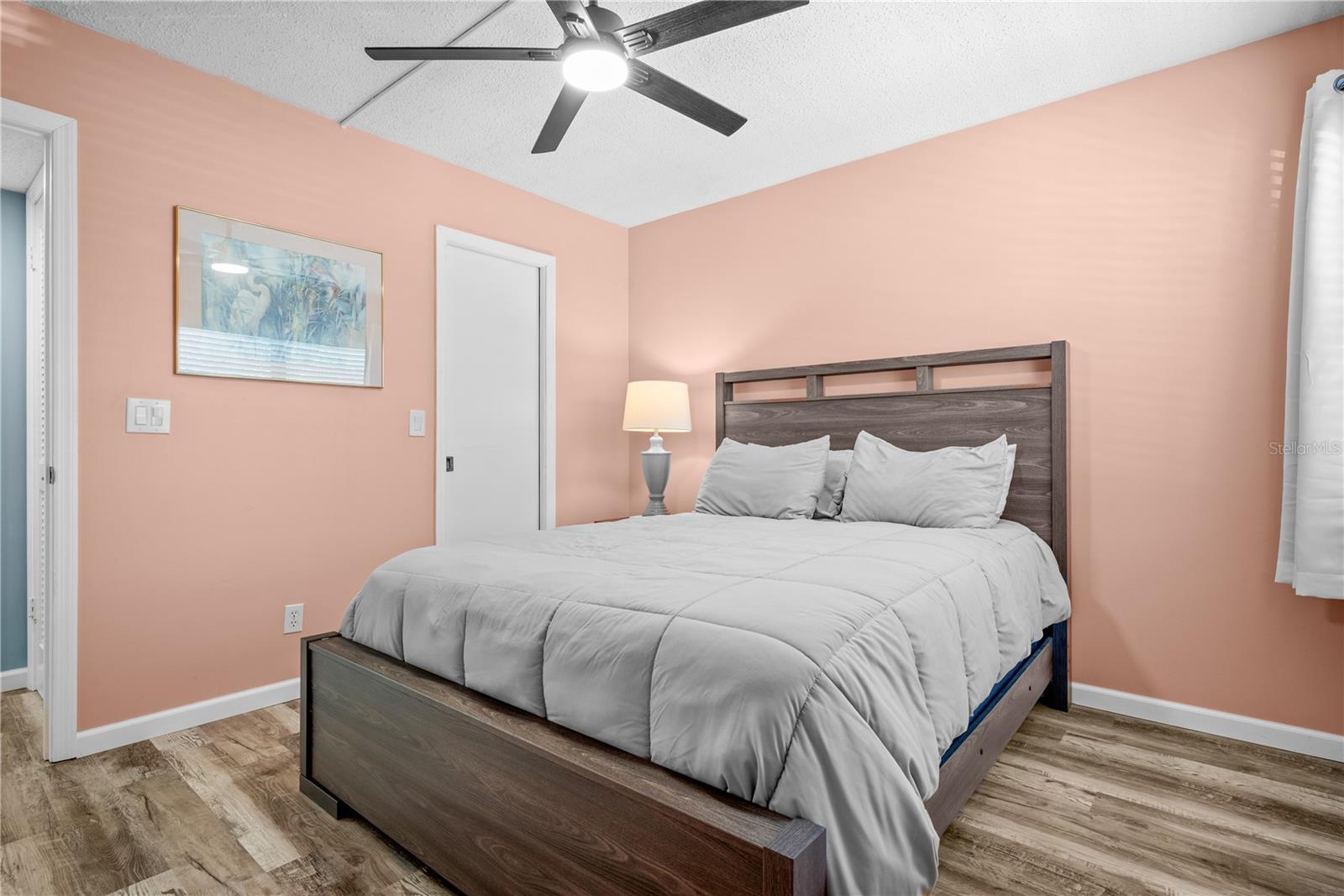 LAKEVIEW OF LARGO - Residential