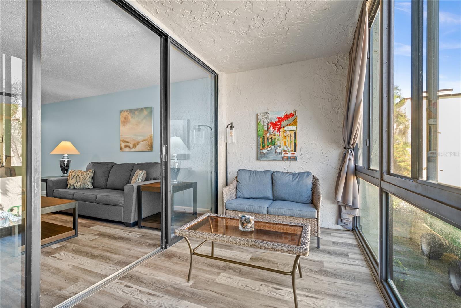 LAKEVIEW OF LARGO - Residential