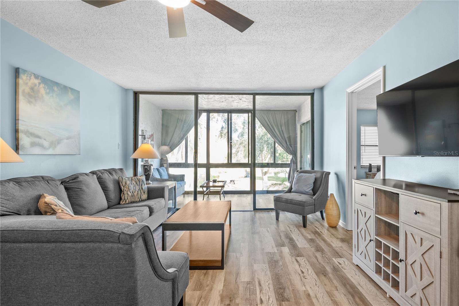 LAKEVIEW OF LARGO - Residential