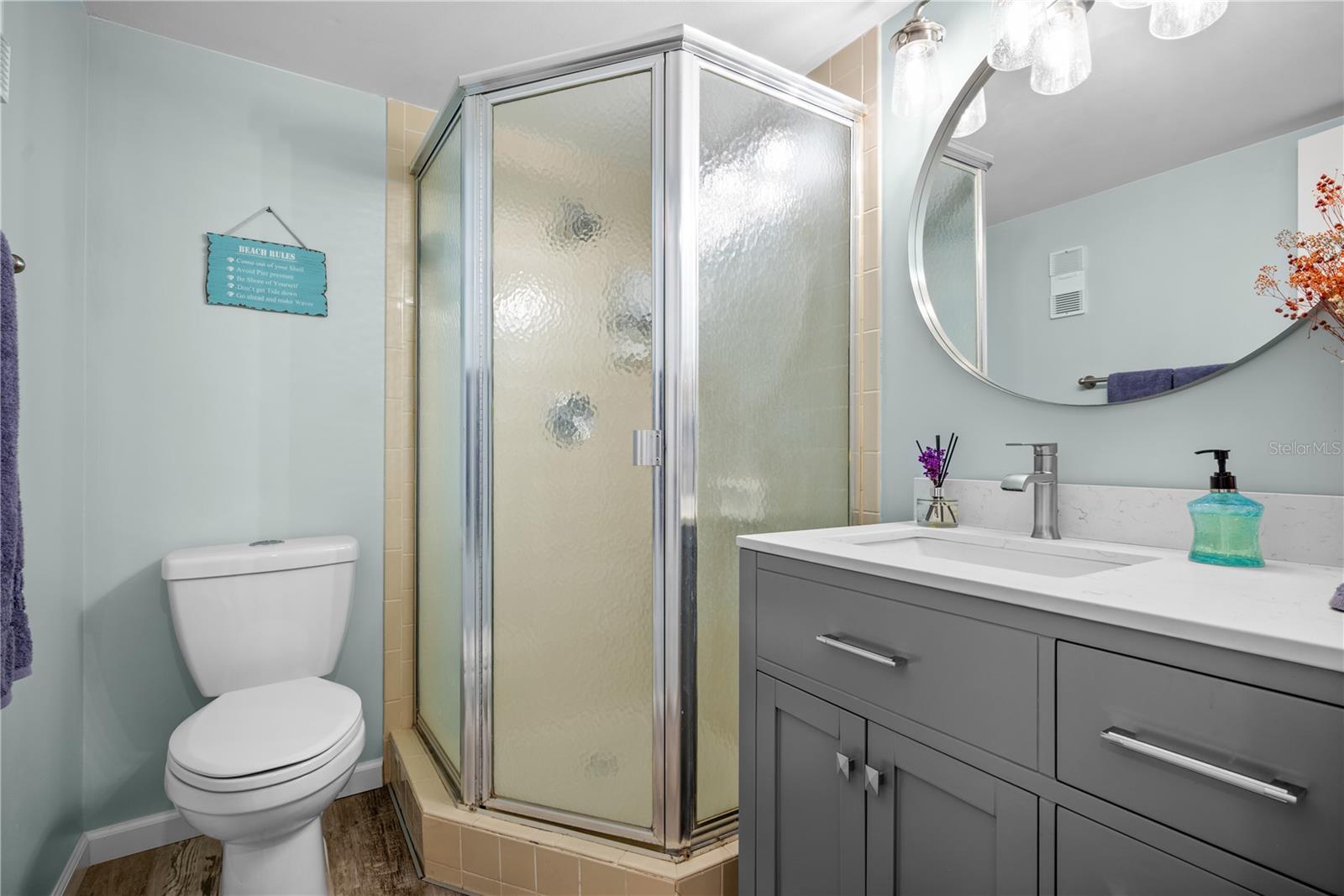 LAKEVIEW OF LARGO - Residential