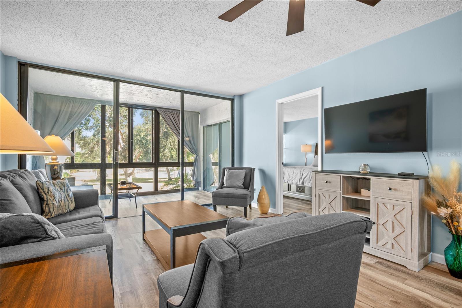 LAKEVIEW OF LARGO - Residential