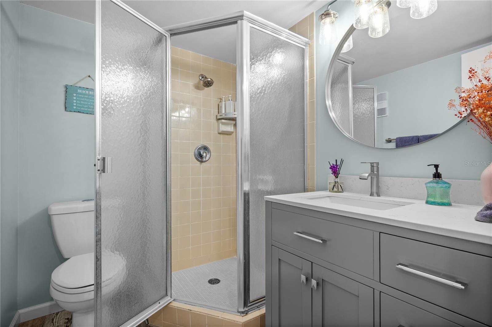 LAKEVIEW OF LARGO - Residential