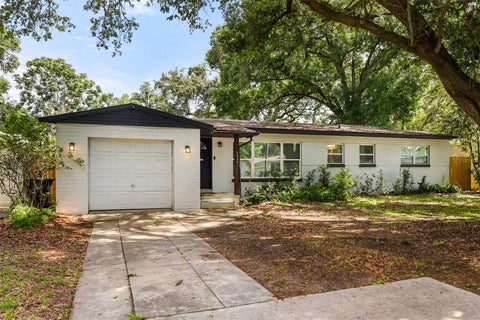 Photo of 2909 Hargill Drive, Orlando, FL 32806 (MLS # O6413689)
