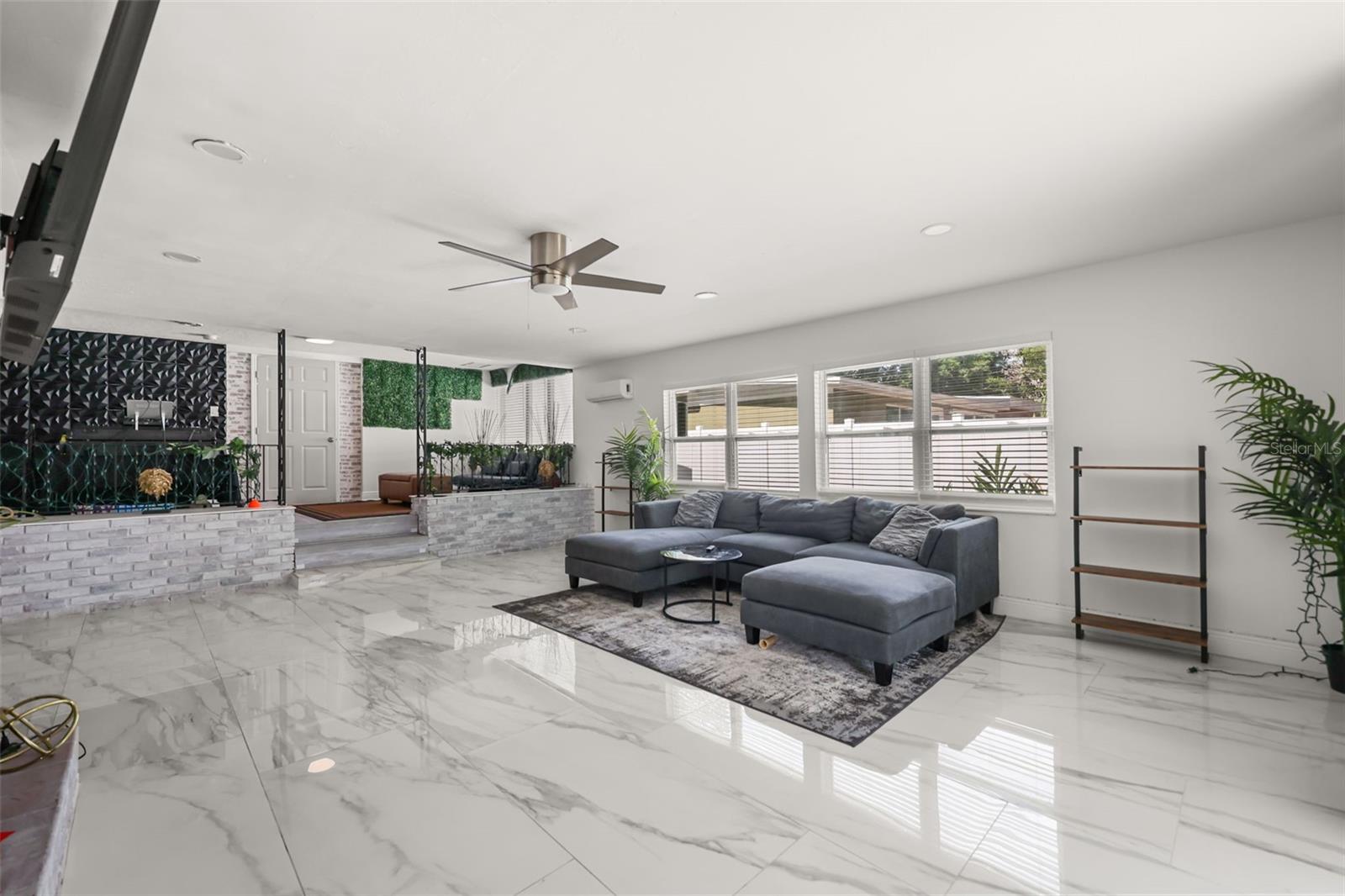 2909 HARGILL DRIVE