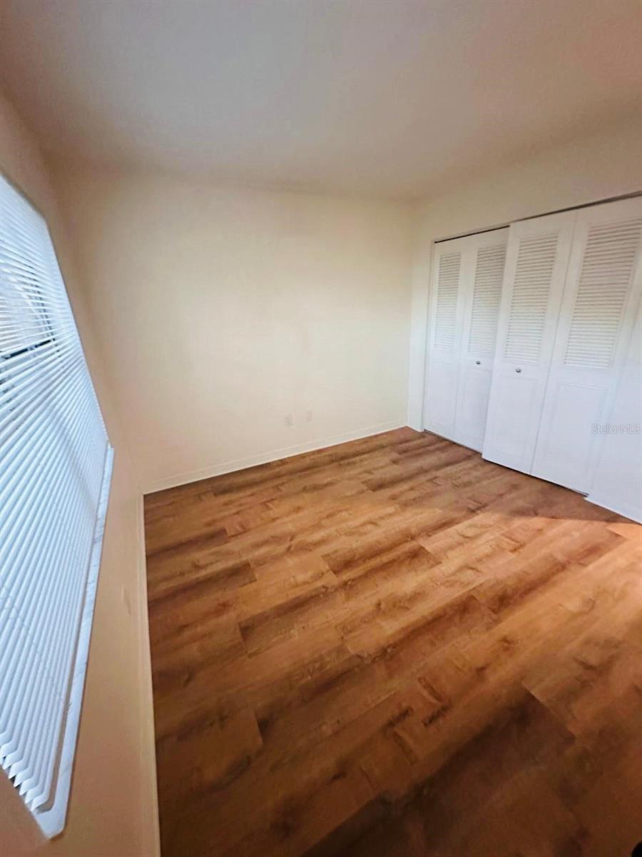 THE OAKS UNIT 1 A CONDO - Residential