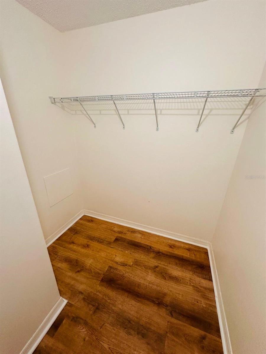 THE OAKS UNIT 1 A CONDO - Residential