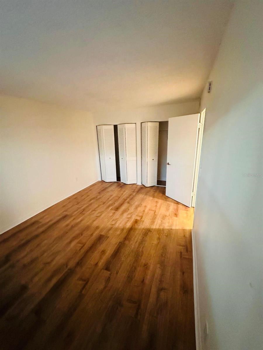 THE OAKS UNIT 1 A CONDO - Residential