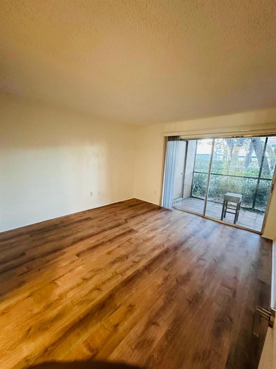 THE OAKS UNIT 1 A CONDO - Residential