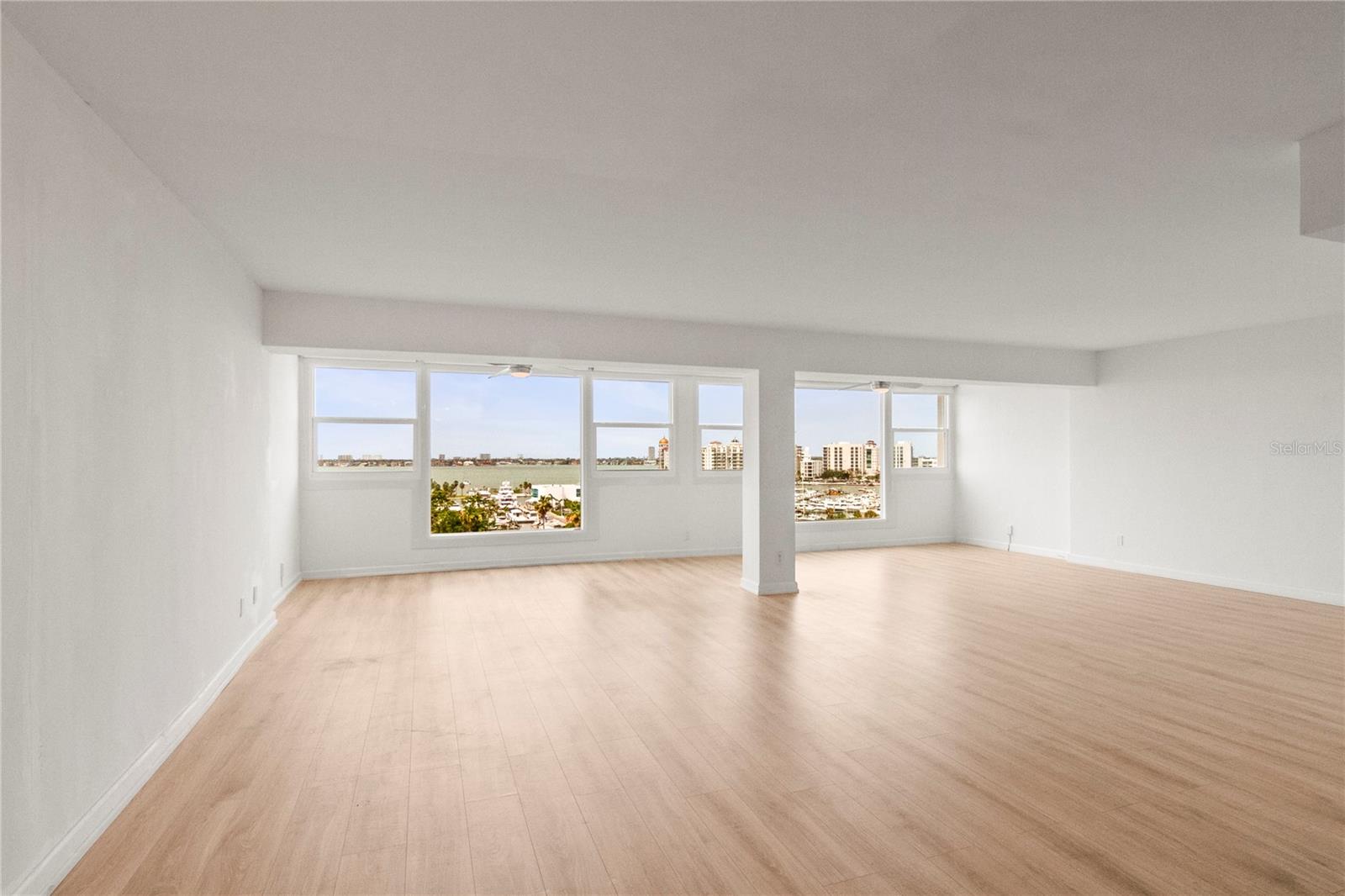 GULFSTREAM TOWERS - Residential