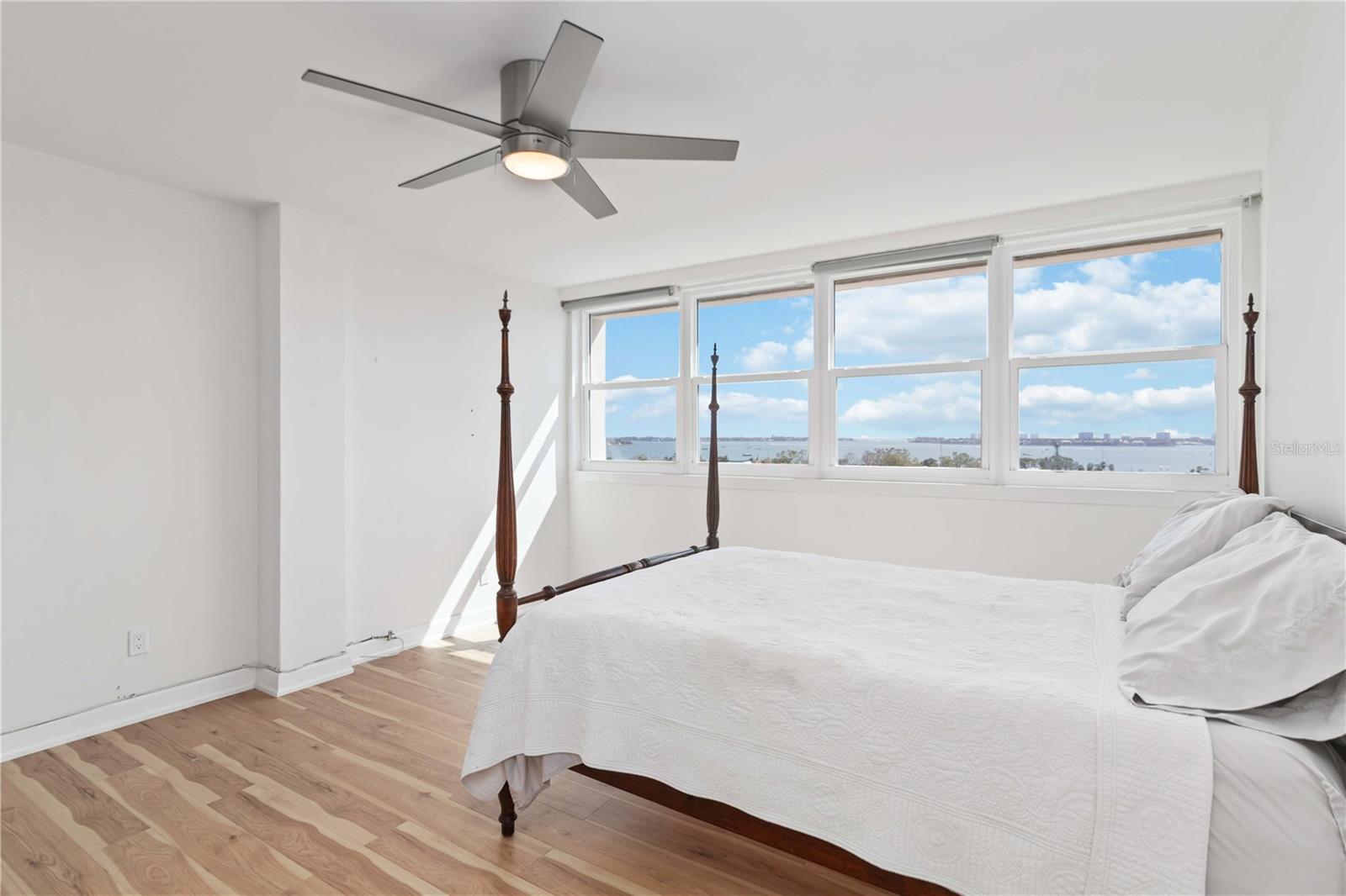 GULFSTREAM TOWERS - Residential