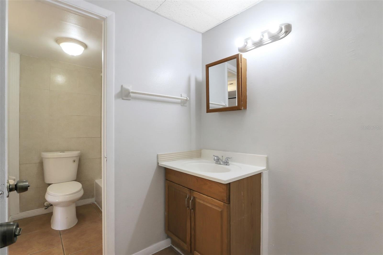 COMMODORE PLACE CONDO - Residential