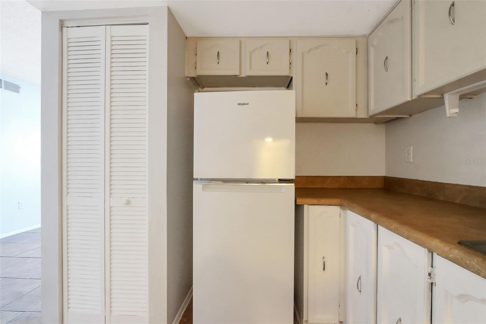 COMMODORE PLACE CONDO - Residential