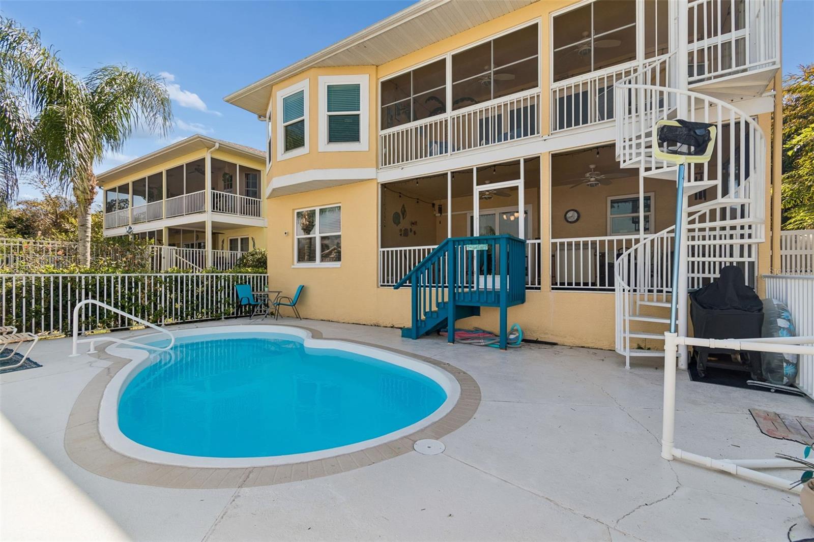 GULF HARBORS SEA FOREST - Residential