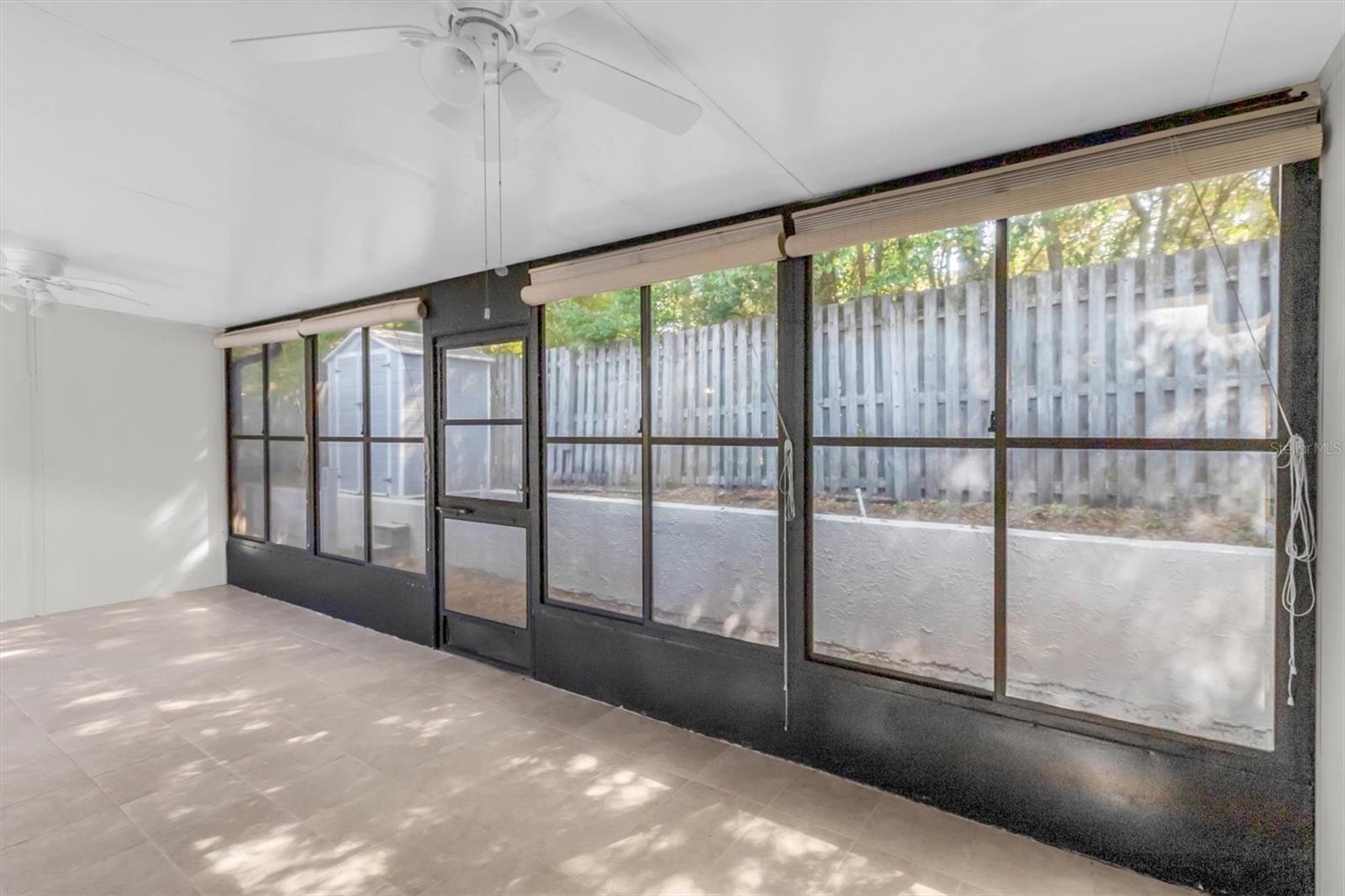 PINEWOOD VILLAS - Residential