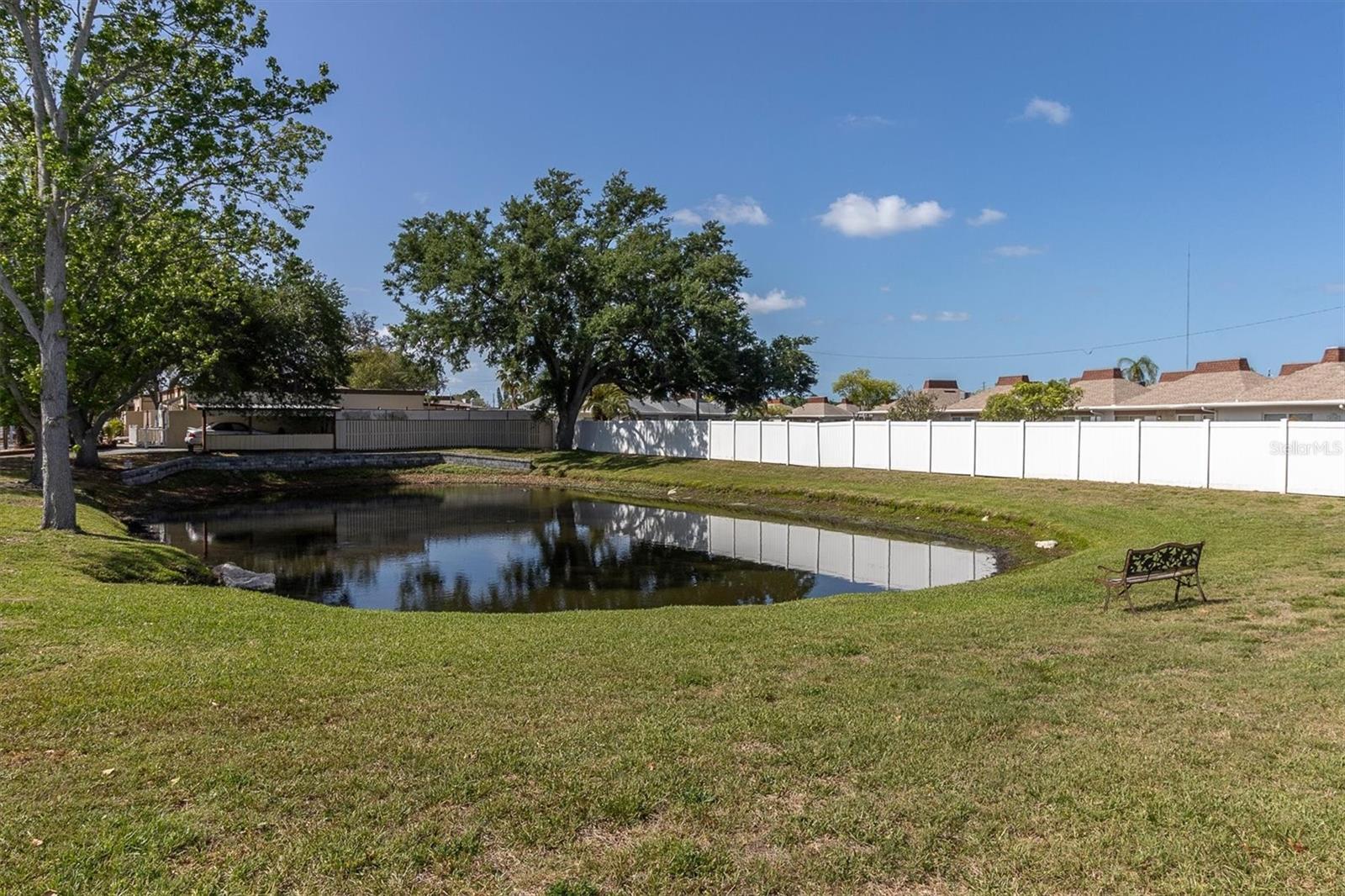 PINEWOOD VILLAS - Residential