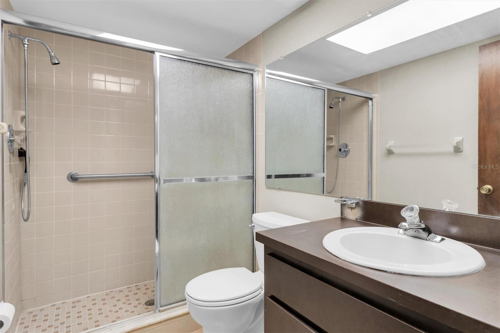 PINEWOOD VILLAS - Residential