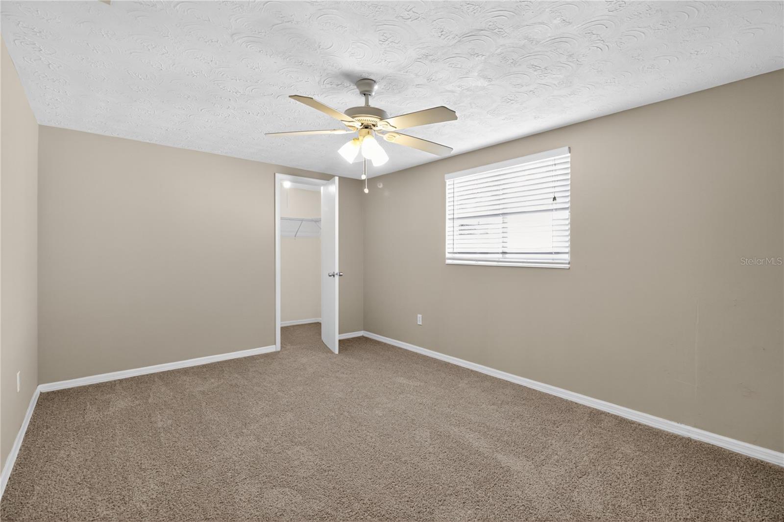 ALOHA GARDENS - Residential