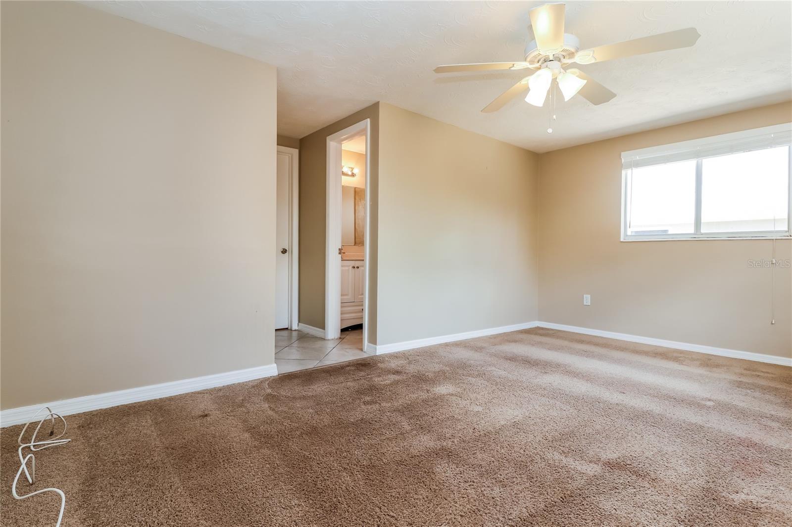 ALOHA GARDENS - Residential