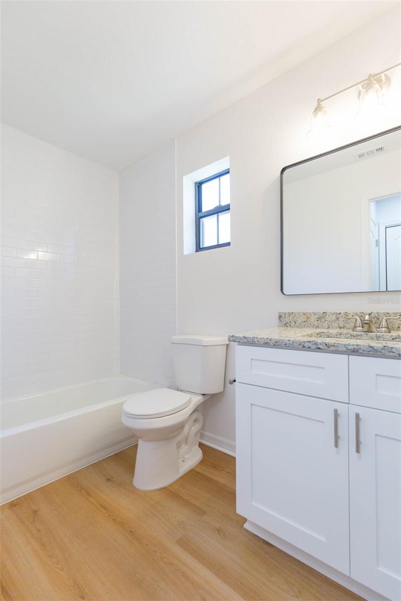 SILVER OAKS PH 01 - Residential