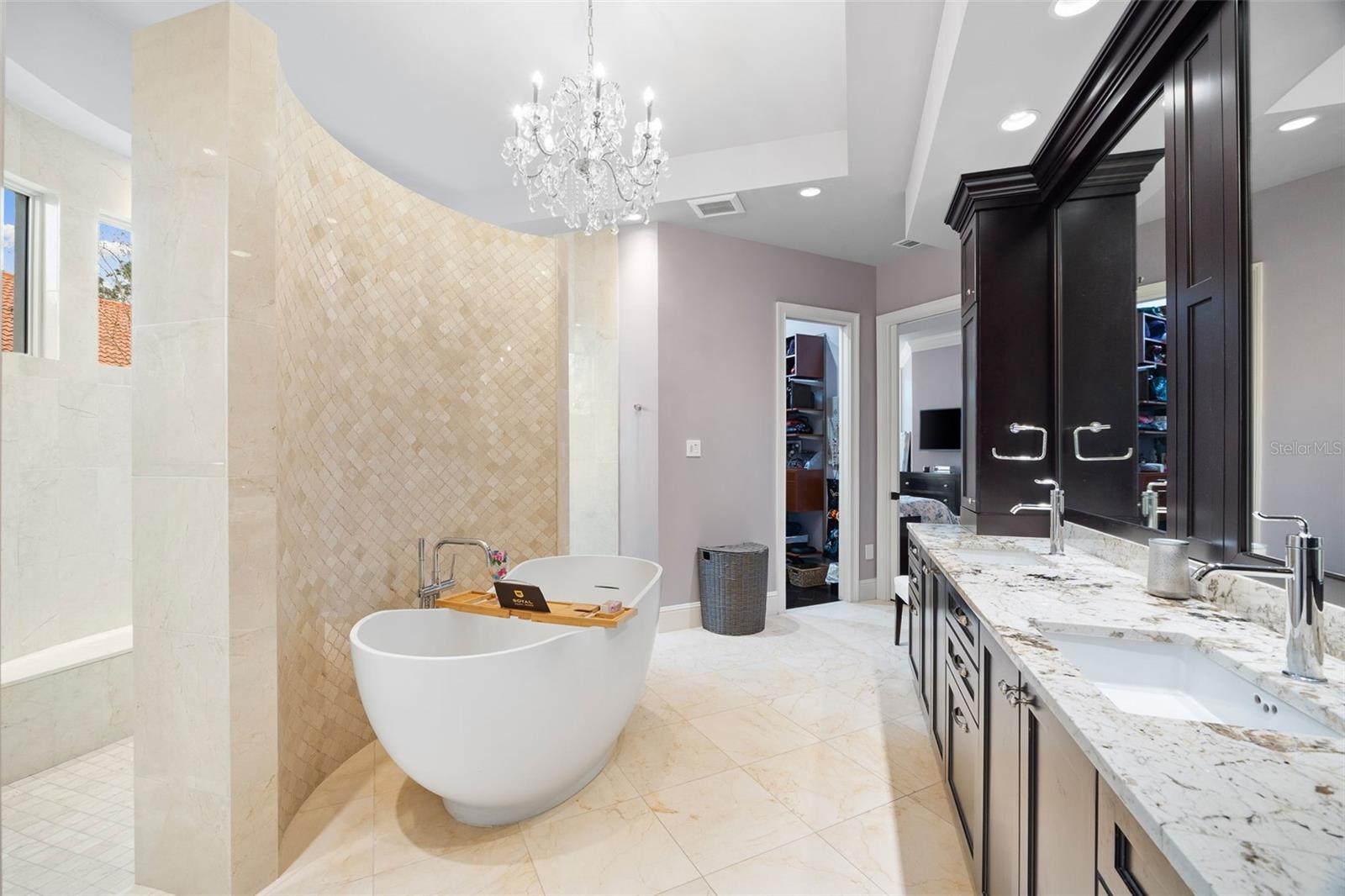 HAWKS LANDING - Residential