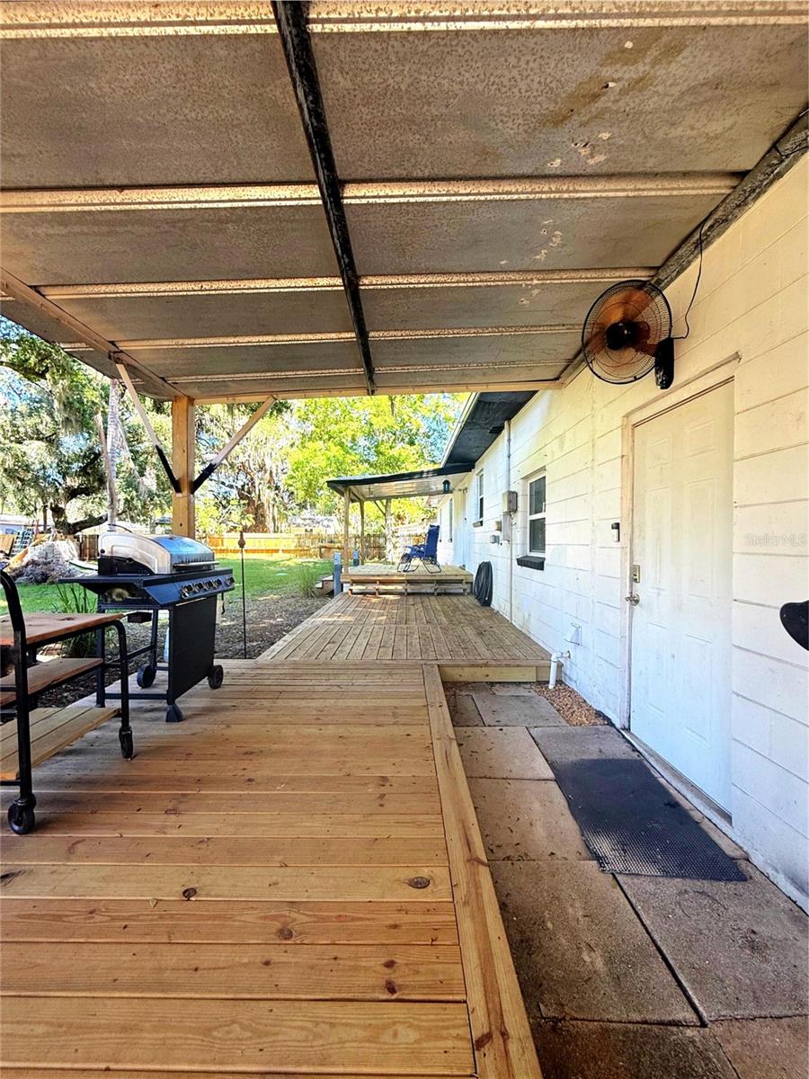 LAKEWOOD PARK - Residential