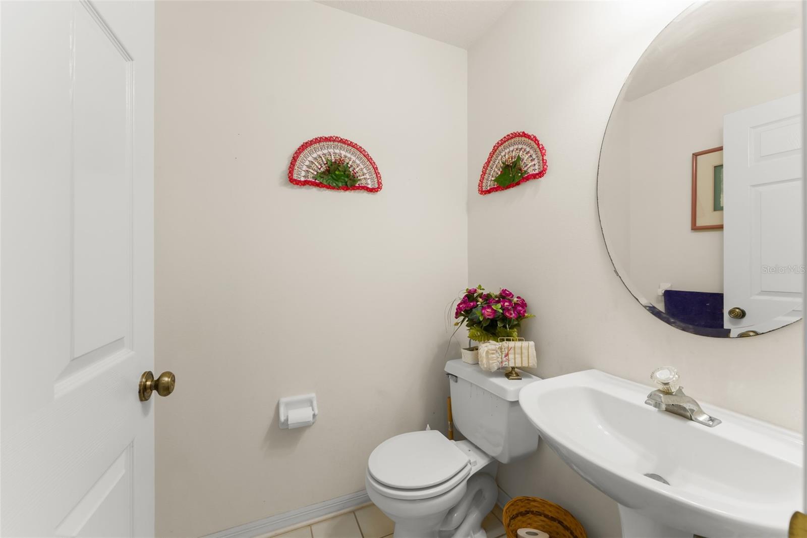 COLONY COVE - Residential