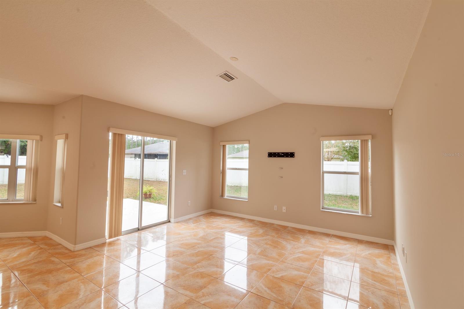 Palm Coast Royal Palms Sec 33 - Residential