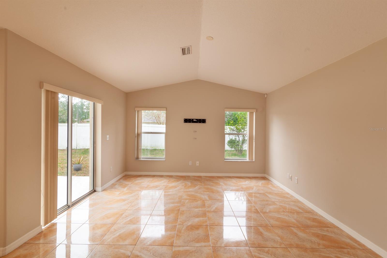 Palm Coast Royal Palms Sec 33 - Residential