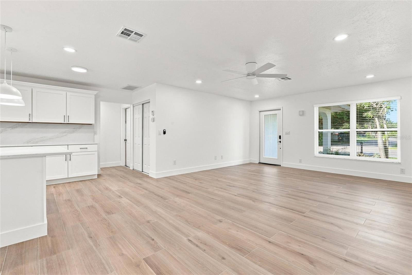 Search Properties for Sale 3 2881 POPPY ROAD