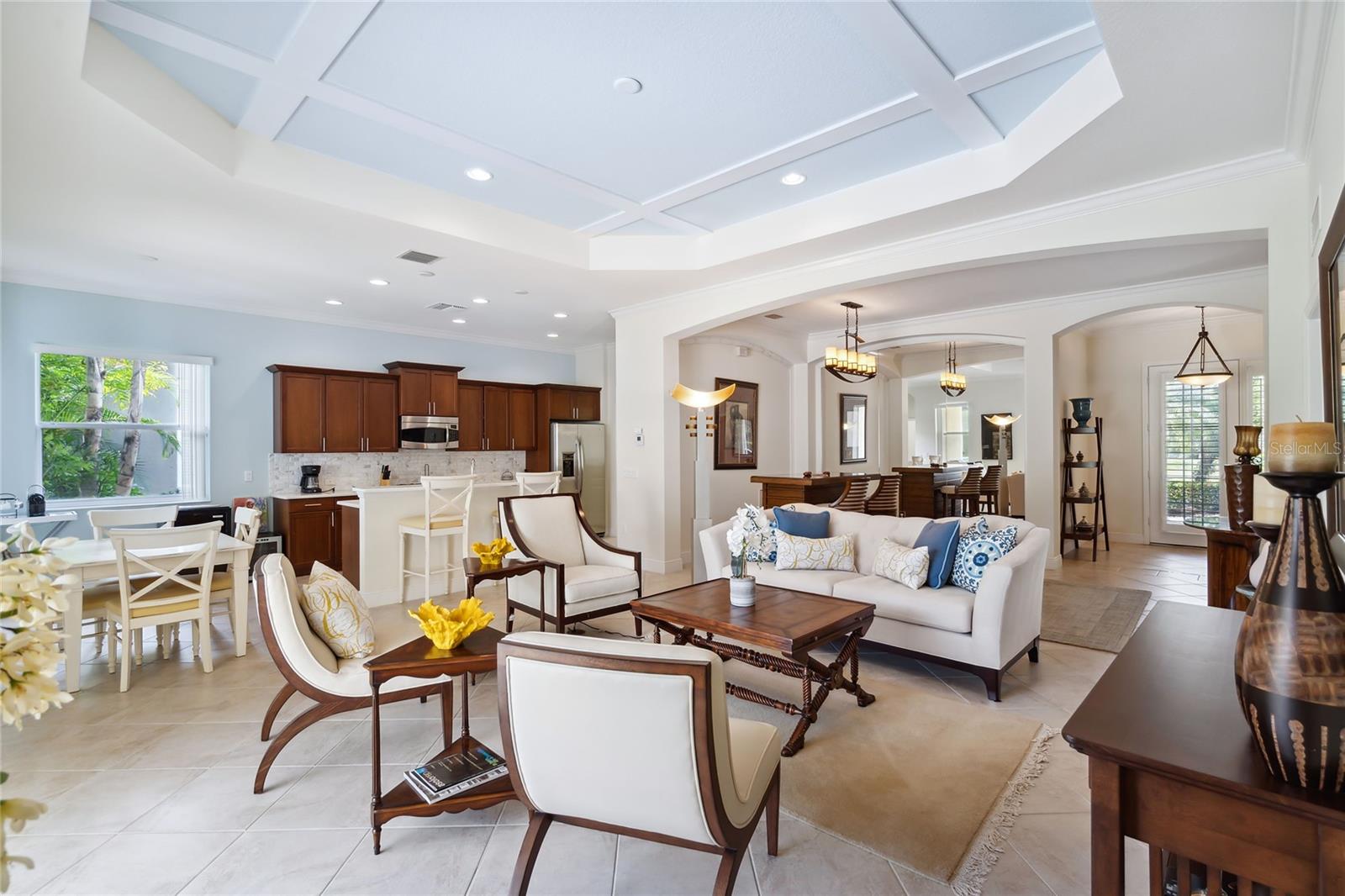 KENWOOD AT UNIVERSITY PARK - Residential