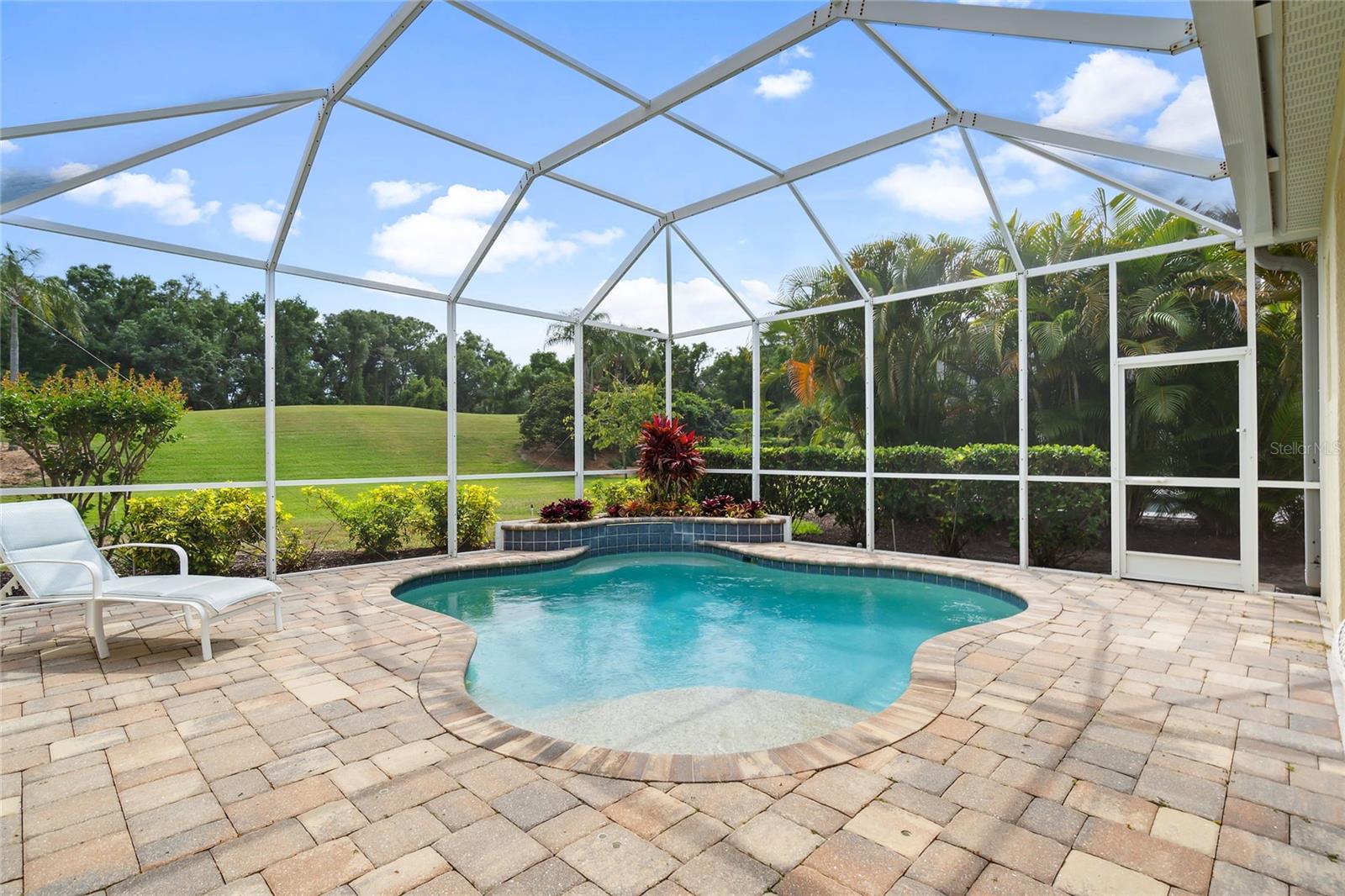 KENWOOD AT UNIVERSITY PARK - Residential