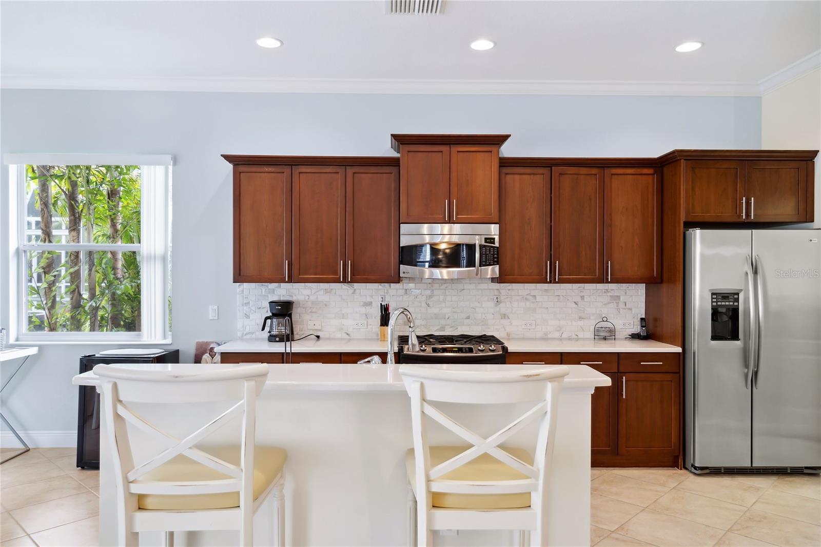 KENWOOD AT UNIVERSITY PARK - Residential