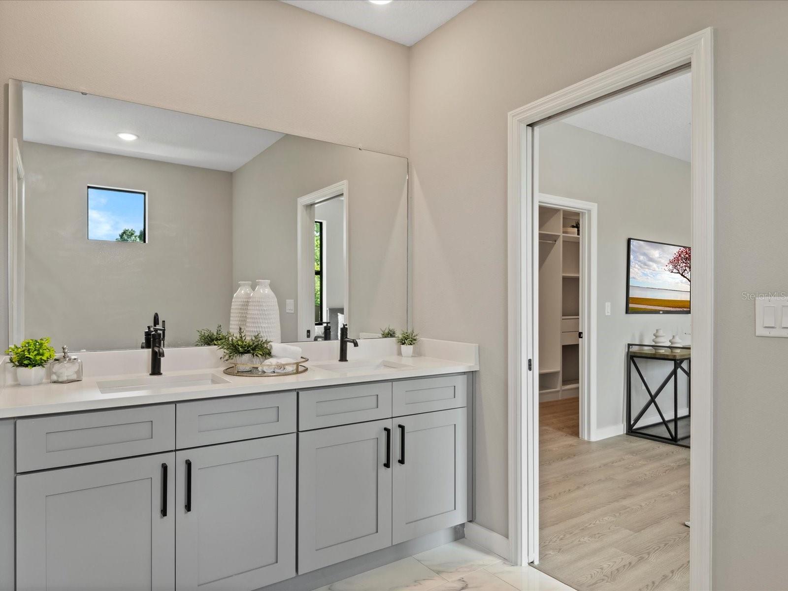 LAWNDALE - Residential