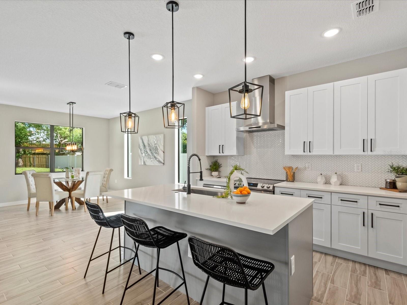 LAWNDALE - Residential