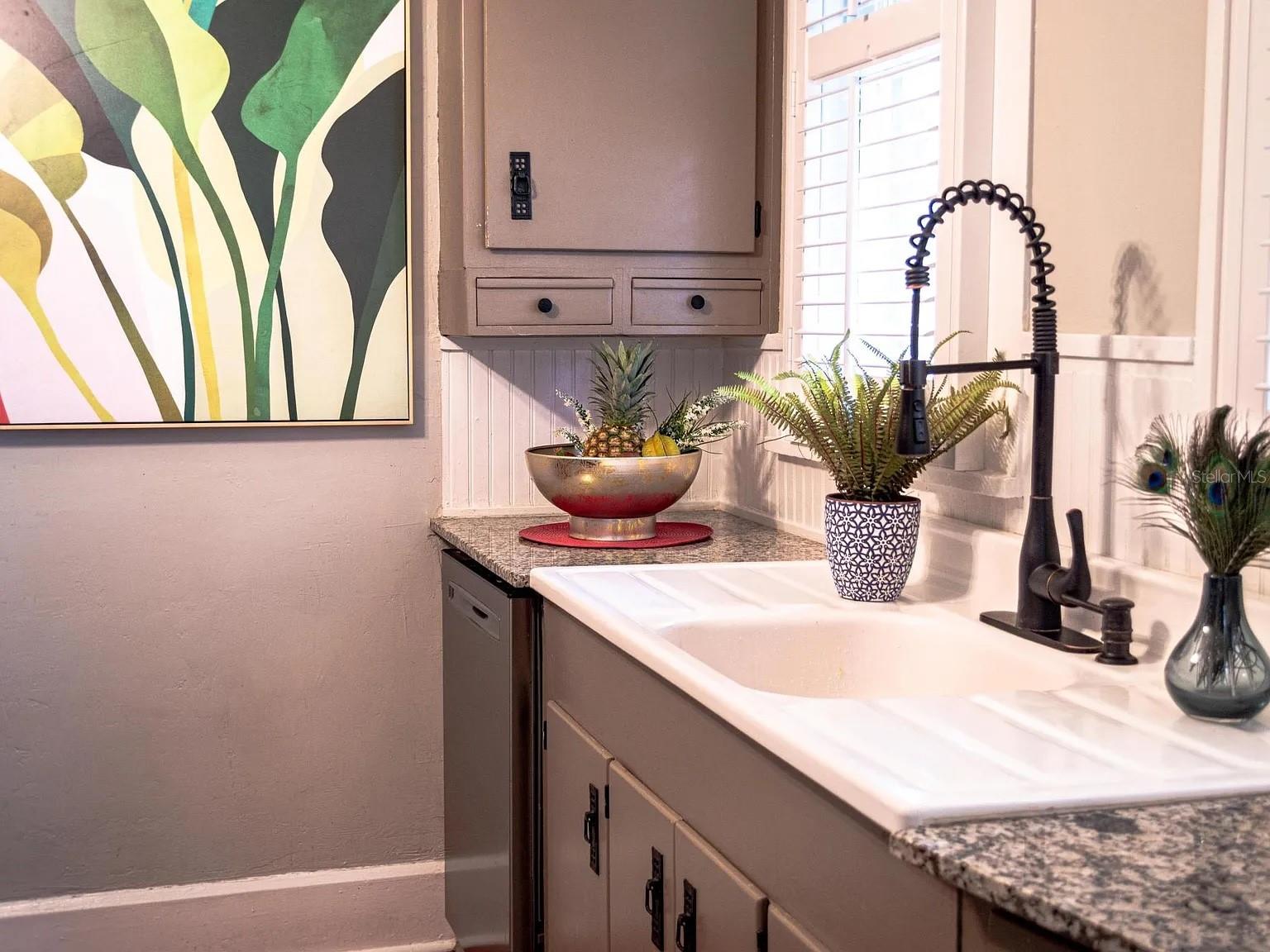 PINEWOOD - Residential Lease