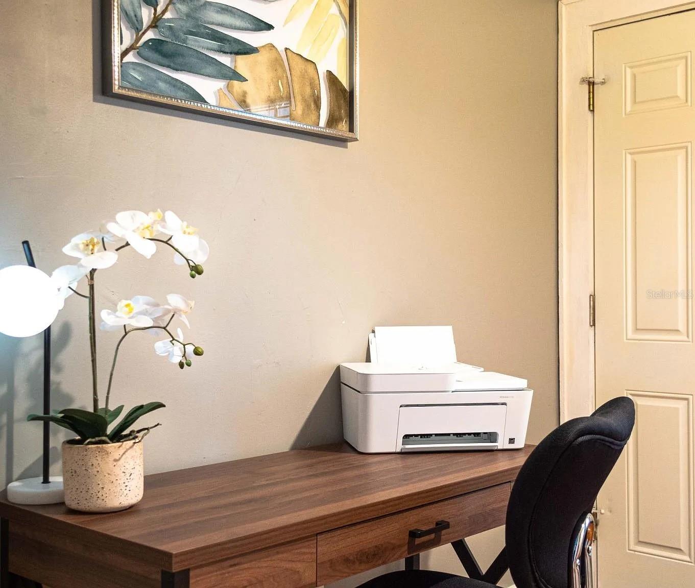 PINEWOOD - Residential Lease