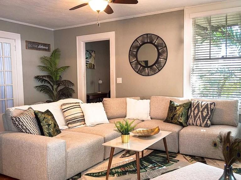 PINEWOOD - Residential Lease