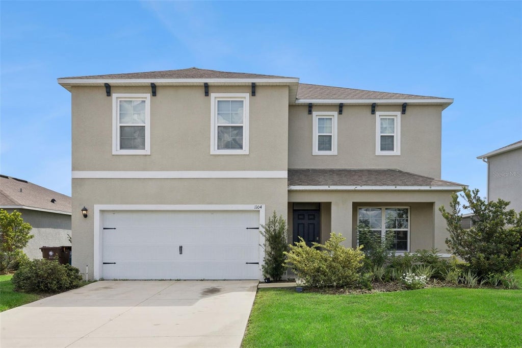 Photo of 1104 Fox Path, Davenport, FL 33837 (MLS # O6446999)