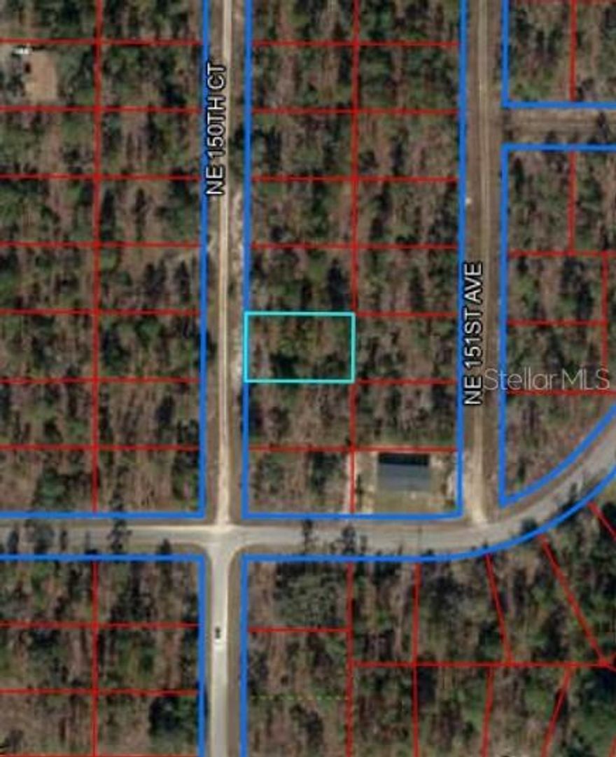 Build your dream home on this beautiful 0.23-acre lot in the peaceful community of Williston Highlands. Located in a quiet, growing neighborhood with no HOA and no flood zone, this property offers the perfect canvas for your future residence. Just minutes from downtown Williston and a short drive to Gainesville or Ocala, enjoy the charm of country living with easy access to city conveniences.