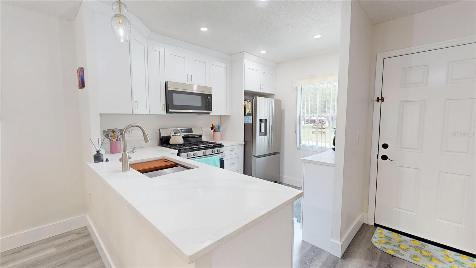 1418 ARROWHEAD CIRCLE W 20D