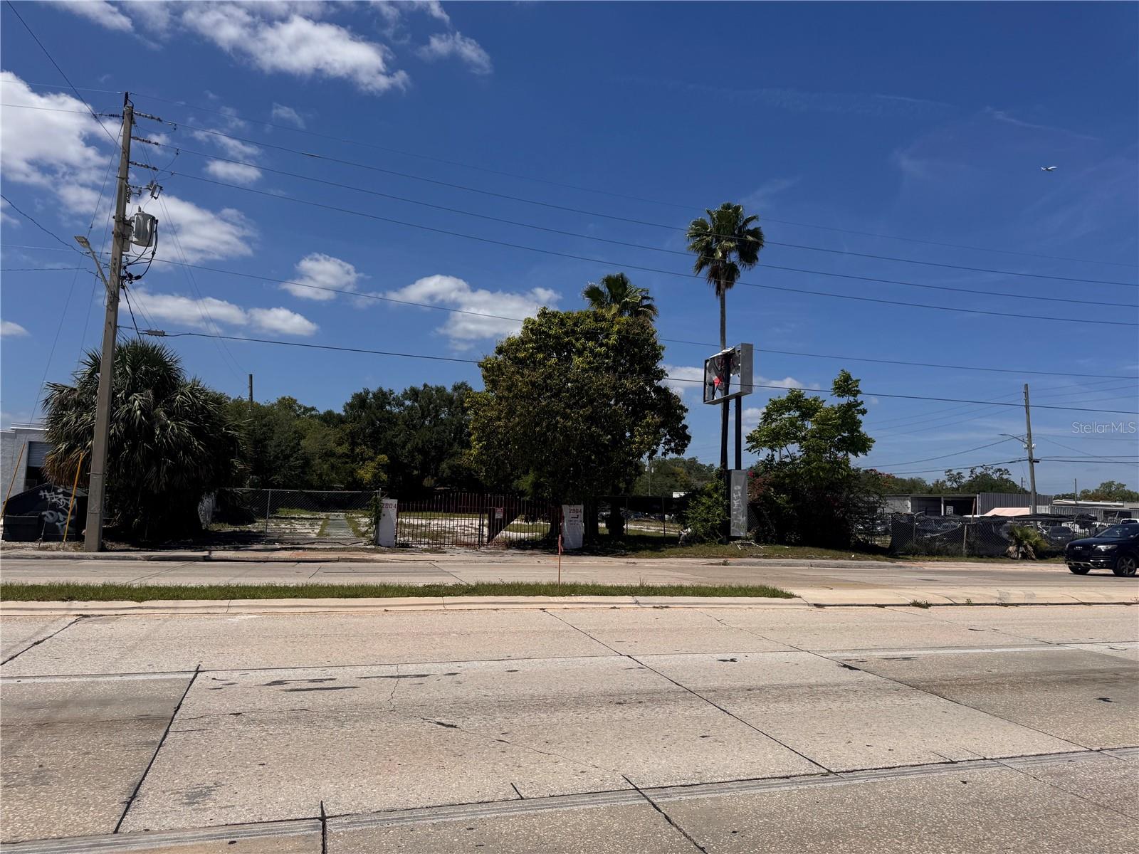 Prime commercial lot located at the high-traffic intersection of Orange Blossom Trail and I-4, offering exceptional visibility and access for your business. This nearly one-acre property boasts a strategic location with tremendous potential for a variety of commercial uses. Zoned C-1, the lot is perfect for retail, office, or service-oriented businesses, capitalizing on the exposure from the busy Orange Blossom Trail and the close proximity to the I-4 corridor.
With ample frontage along Orange Blossom Trail and convenient access to I-4, this property benefits from excellent connectivity to key areas within the region. Whether you're looking to establish a thriving storefront, office complex, or another commercial endeavor, this location offers unparalleled opportunities for growth and success.
Don’t miss your chance to secure a prime piece of real estate in one of the most sought-after commercial corridors in Orlando.
