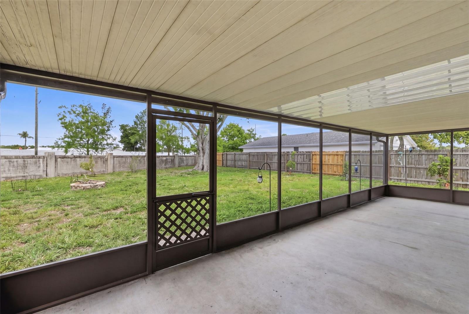 LOCKWOOD MEADOWS - Residential