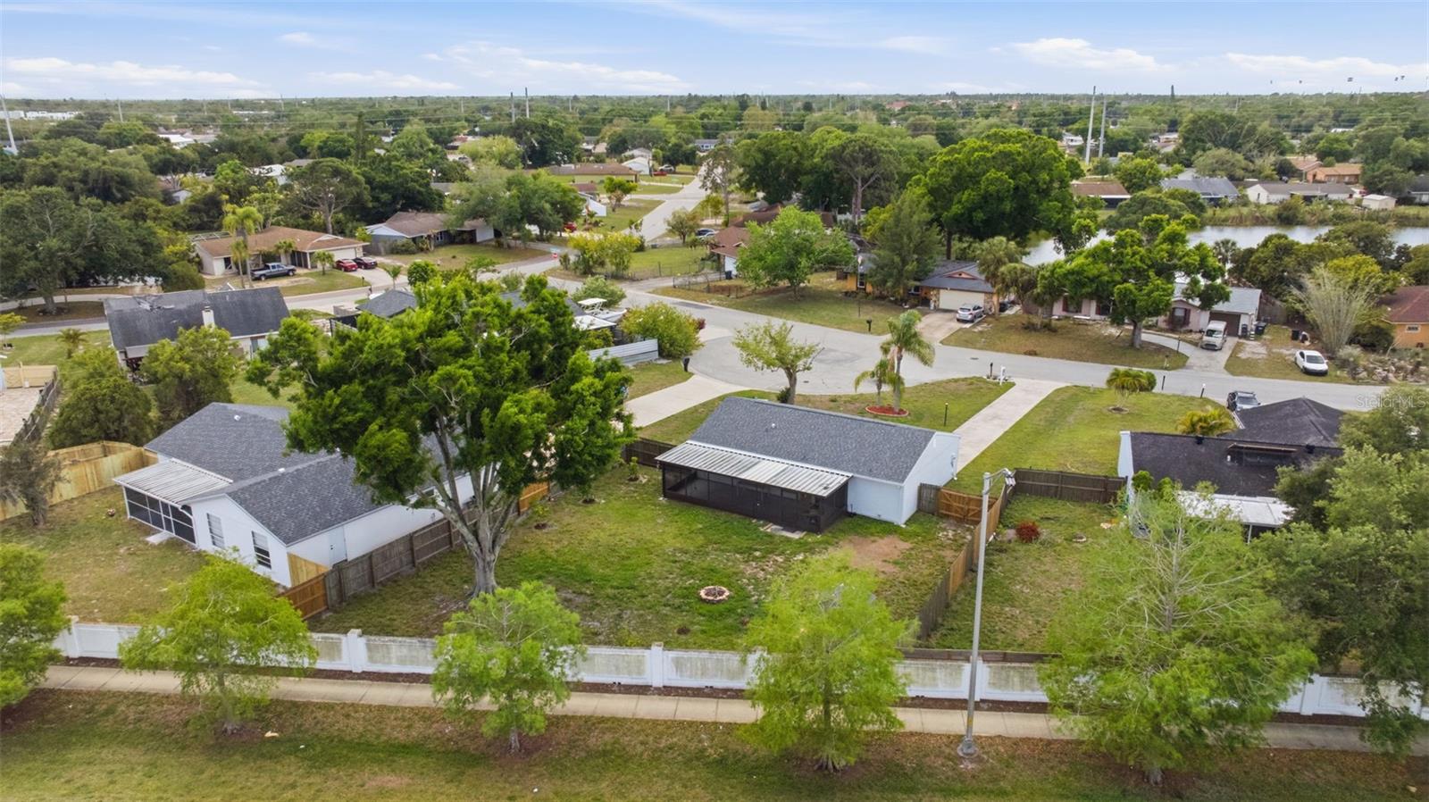 LOCKWOOD MEADOWS - Residential