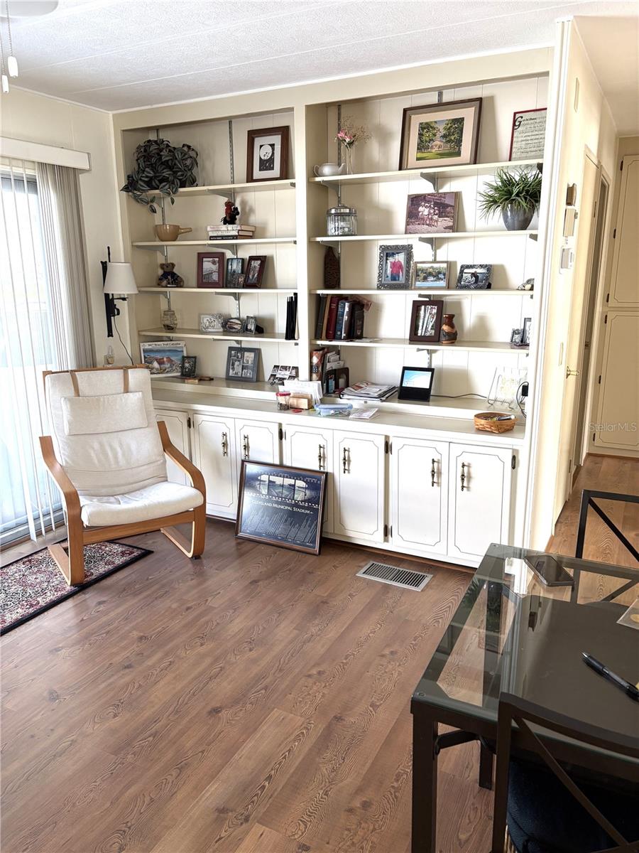 TRAVELERS REST - Residential